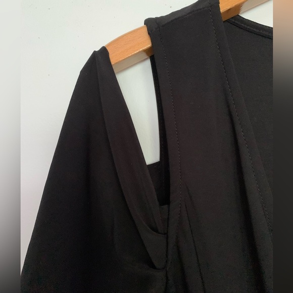 Torrid Black Cold Shoulder Top Size 2 - Picture 4 of 4